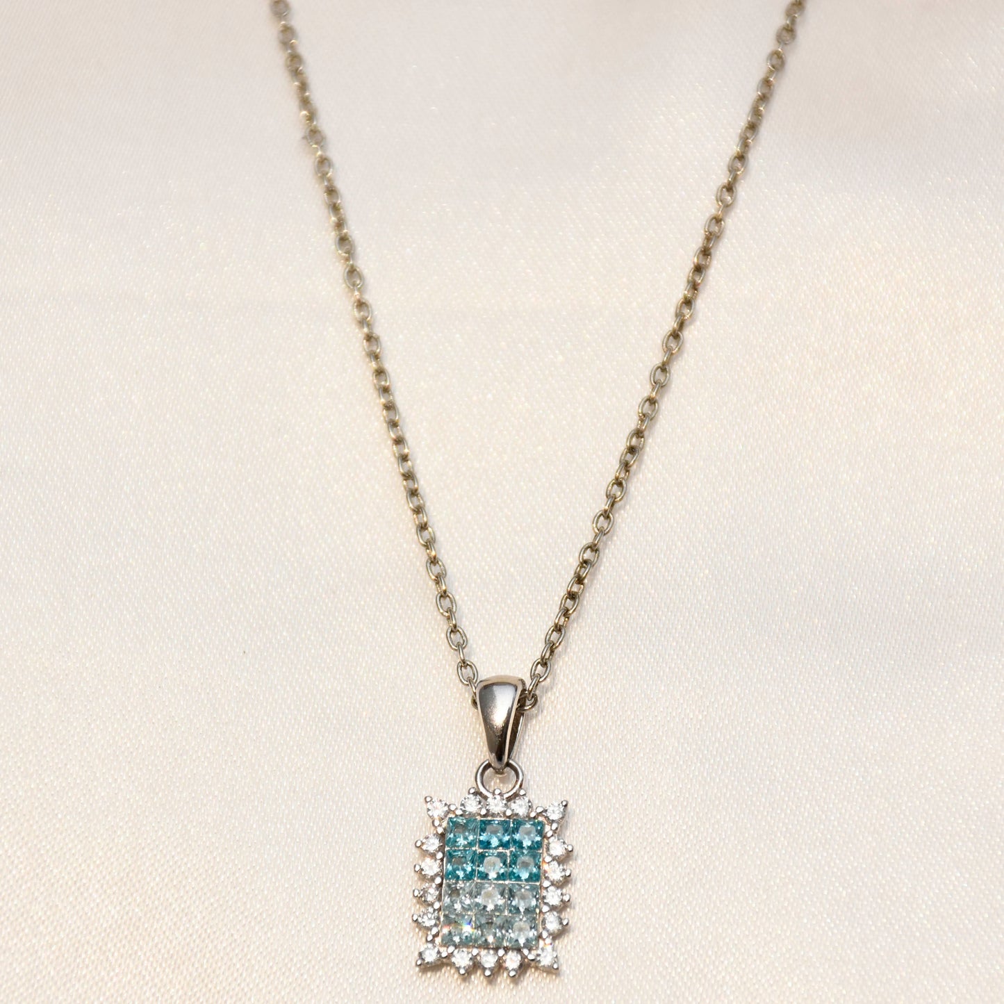 SKY AND SEA PENDANT SET