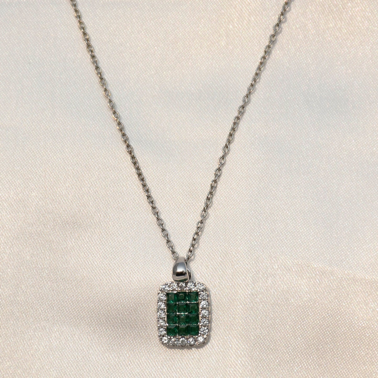 GREEN REVERIE PENDANT SET