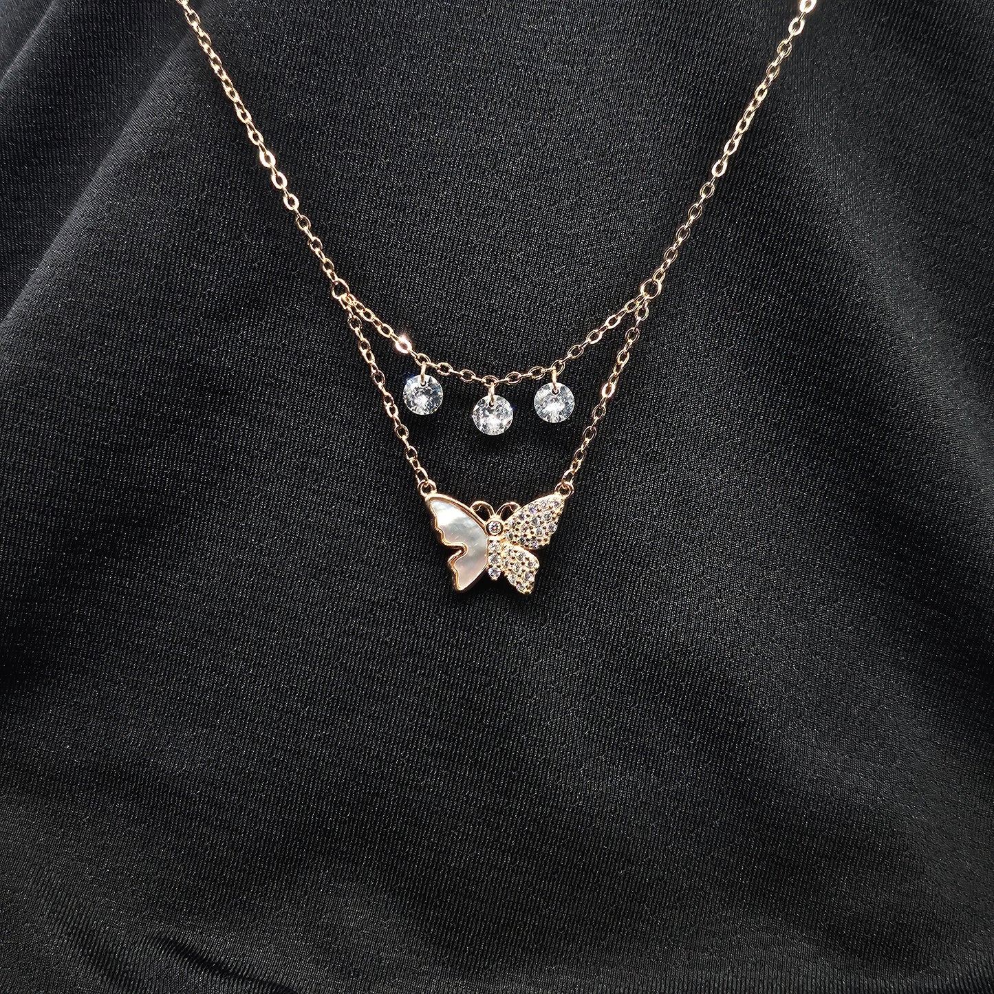 MOP PENDANT NECKLACE