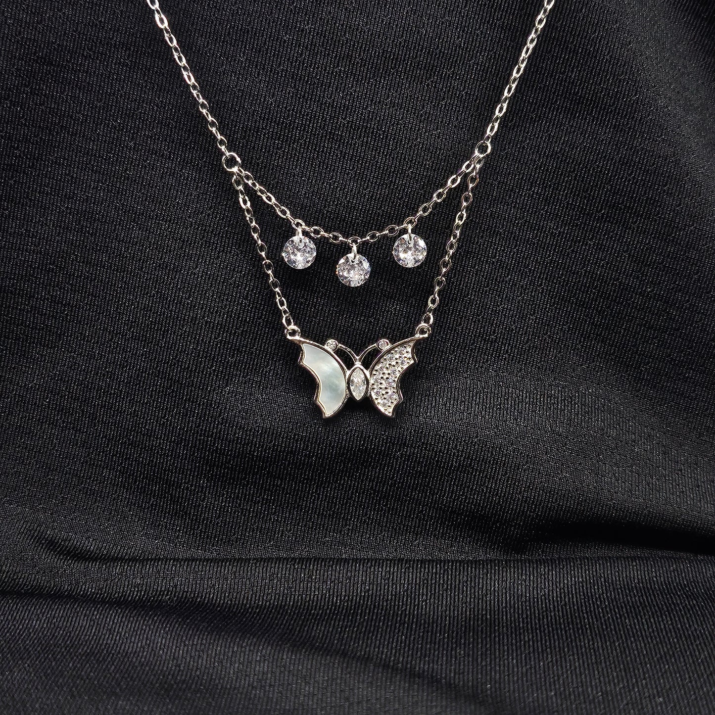 MOP PENDANT NECKLACE