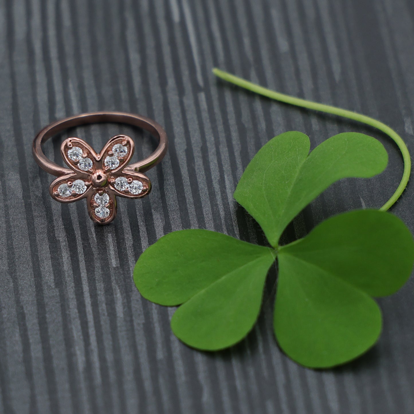 FLORESS RING