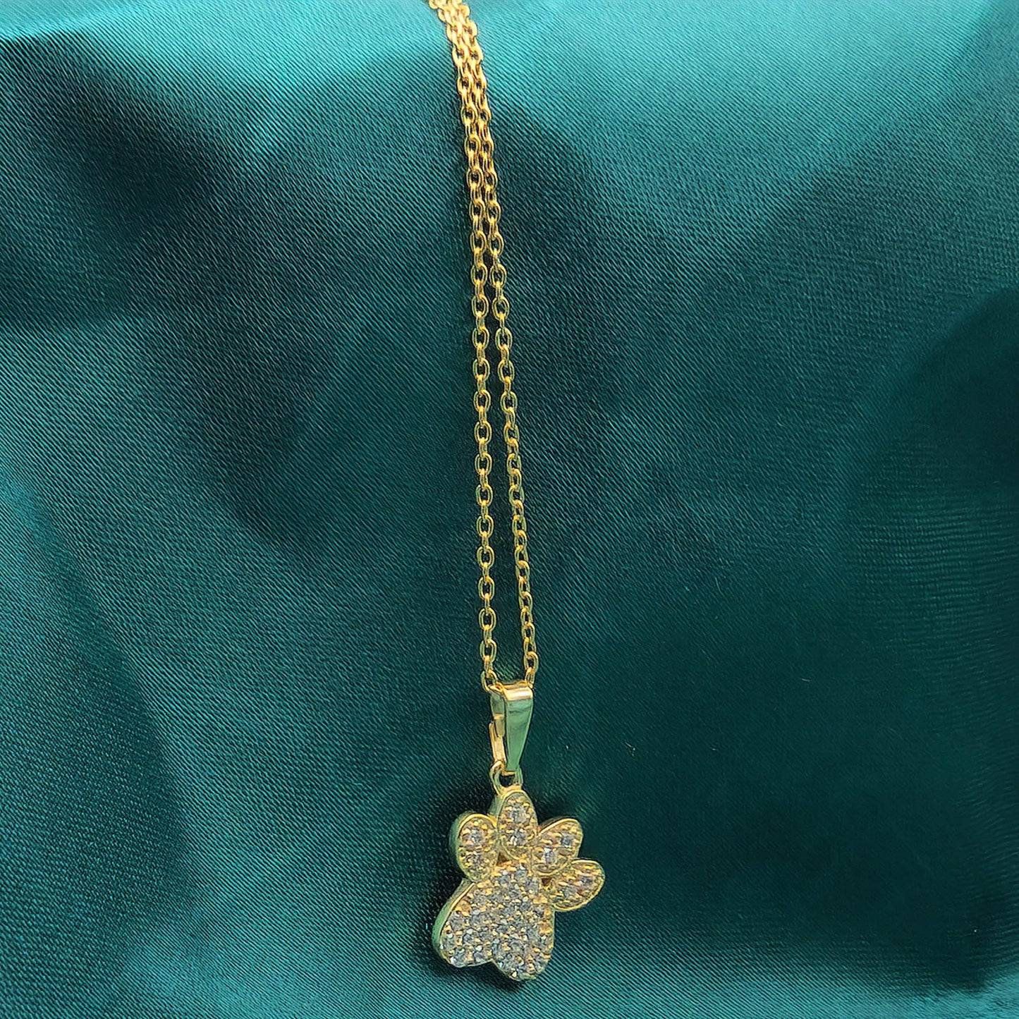 PAW PRINT PENDANT NECKLACE