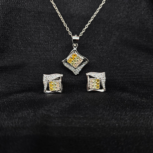 SERENADE PENDANT SET