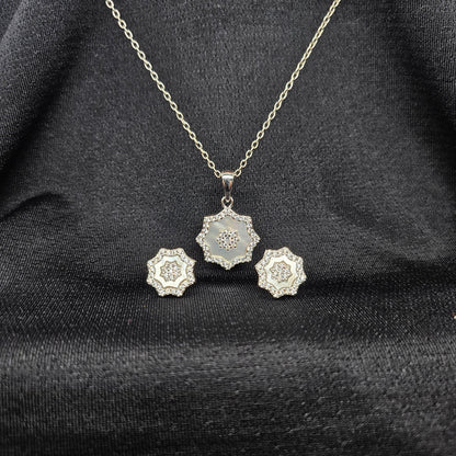 STARLIT OCTAGON PENDANT SET